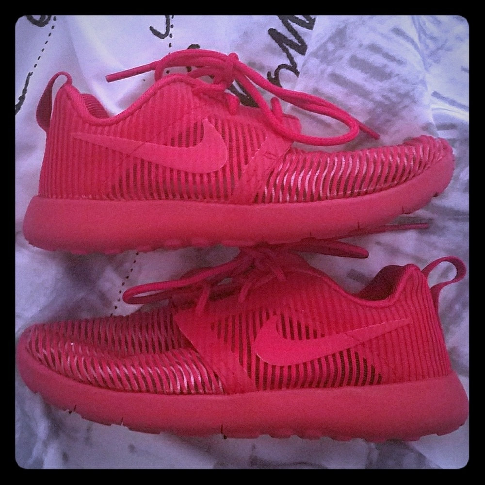 Nike boy's size 11C